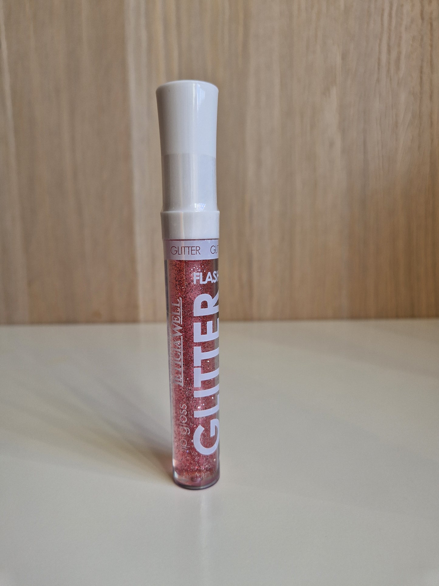 LIP GLOSS CON PURPURINA DE LETICIA WELL