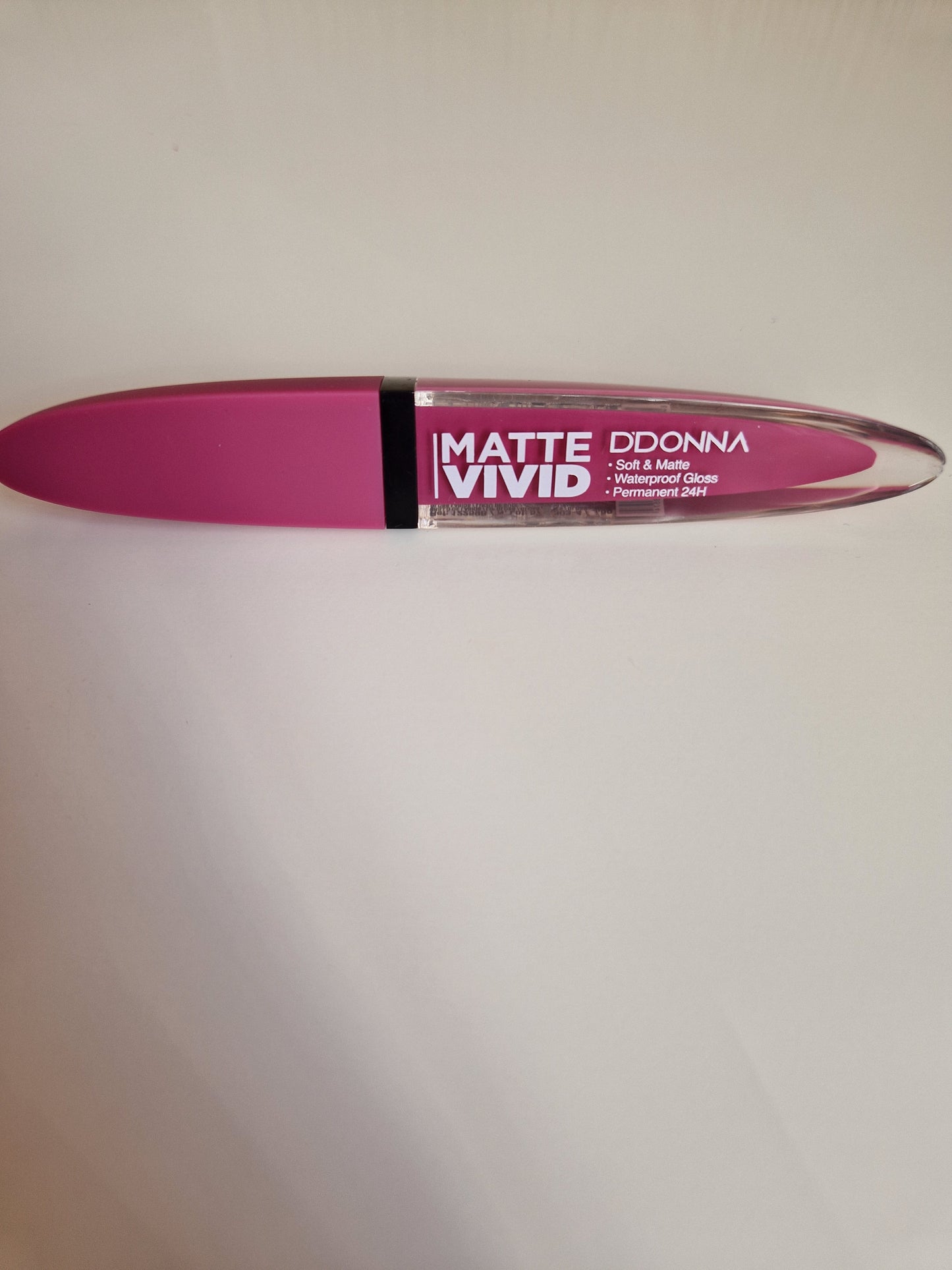 PINTALABIOS VIVID MATTE  PERMANENTE 24 HORAS DE  DDONNA