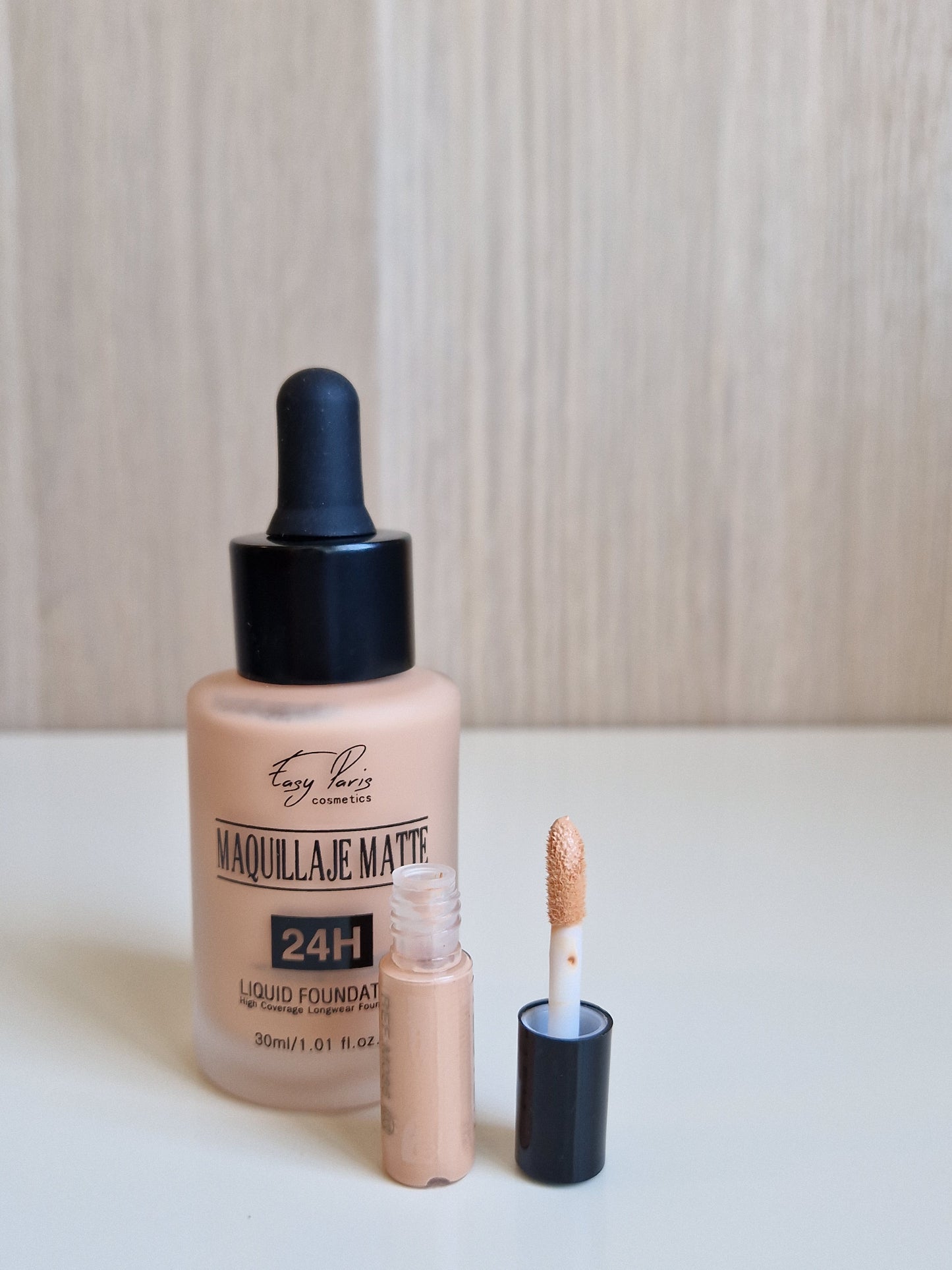 MAQUILLAJE FLUIDO MATTE ALTA COBERTURA DE EASY PARIS